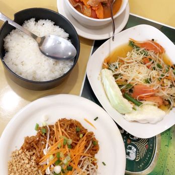 Thai Flavor - Pineapple curry, papaya salad, and pad Thai. - Thai Near Me - Aurora, Colorado Thai Flavor - Pineapple curry, papaya salad, and pad Thai. - Thai Near Me - Aurora, Colorado