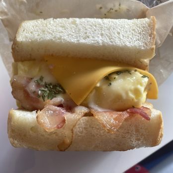 Teamoji Madison - E2. Bacon & Cheese Egg Toast E2. - Bubble Tea Near Me - Madison, Wisconsin