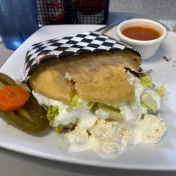 La Santaneca Pupuseria - Gordita Platos