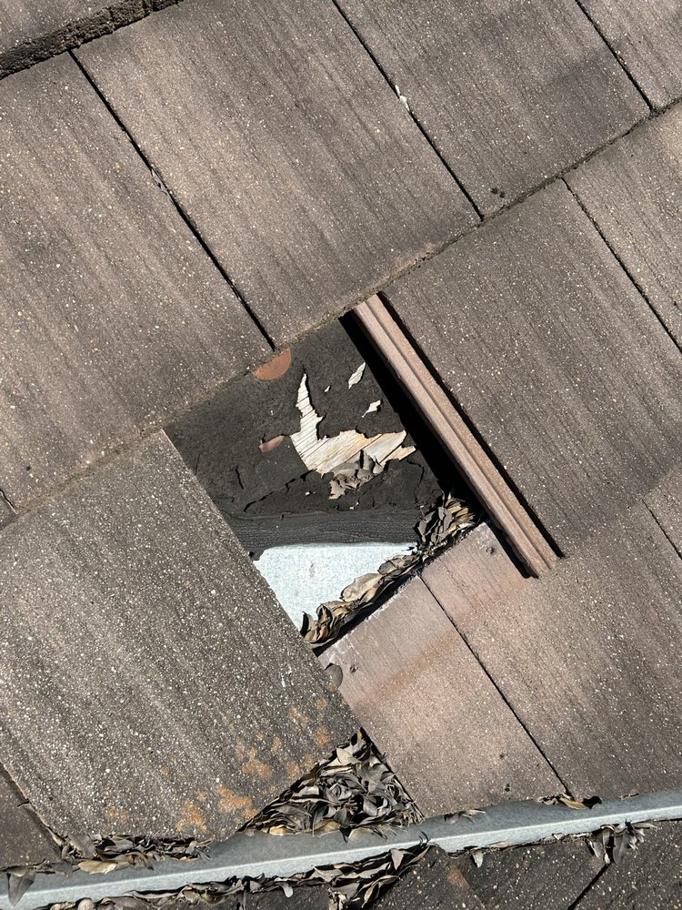 Slide of General Roofing Management