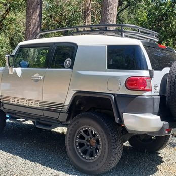Carlton Tire - My vehicle - Tires Near Me - Lakeport, California