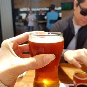 Viewpoint Brewing - Their "Strong Ale" - Breweries Near Me - Del Mar, California Viewpoint Brewing - Their "Strong Ale" - Breweries Near Me - Del Mar, California