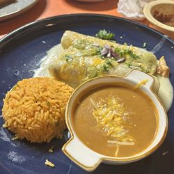 Los Compadres Mexican Grill - Chicken & Spinach Enchiladas