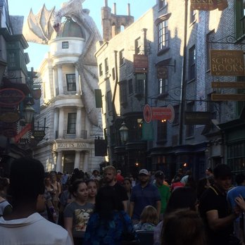 Universal Studios Florida - Amusement Parks Near Me - Orlando, Florida