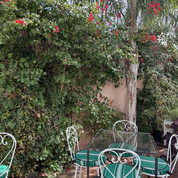 Coronet Cafe - Outdoor Patio Seating - Cafes Near Me - Tucson, Arizona