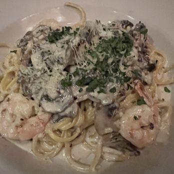 Casanova Italian Restaurant - Italian Near Me - Makawao, Hawaii