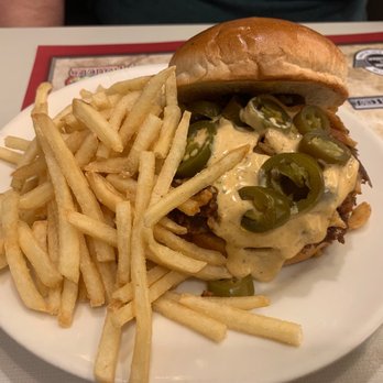 Steak ’n Shake - Jalapeño Crunch Steakburger. Spicy! - Burgers Near Me - Las Vegas, Nevada Steak ’n Shake - Jalapeño Crunch Steakburger. Spicy! - Burgers Near Me - Las Vegas, Nevada