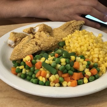 CJ’s Cafe - Deep Fried Red Snapper - Mexican Near Me - Los Angeles, California
