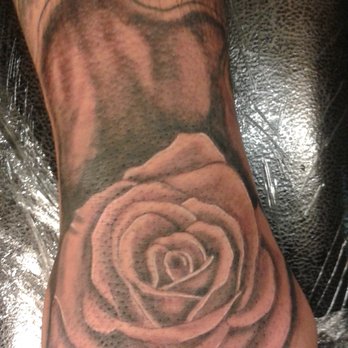 Tattoos By Edwin - hand rose - Tattoo Near Me - Arlington, Texas Tattoos By Edwin - hand rose - Tattoo Near Me - Arlington, Texas