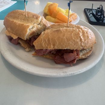 Ozzie's Diner - Hot Pastrami Sandwich - Diners Near Me - Commerce, California