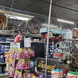Crane's Country Store
