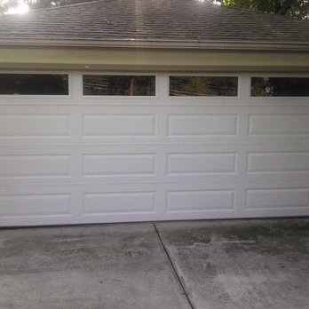 Northwestern Overhead Door - Long panel design with windows - Garage Door Services Near Me - Gresham, Oregon
