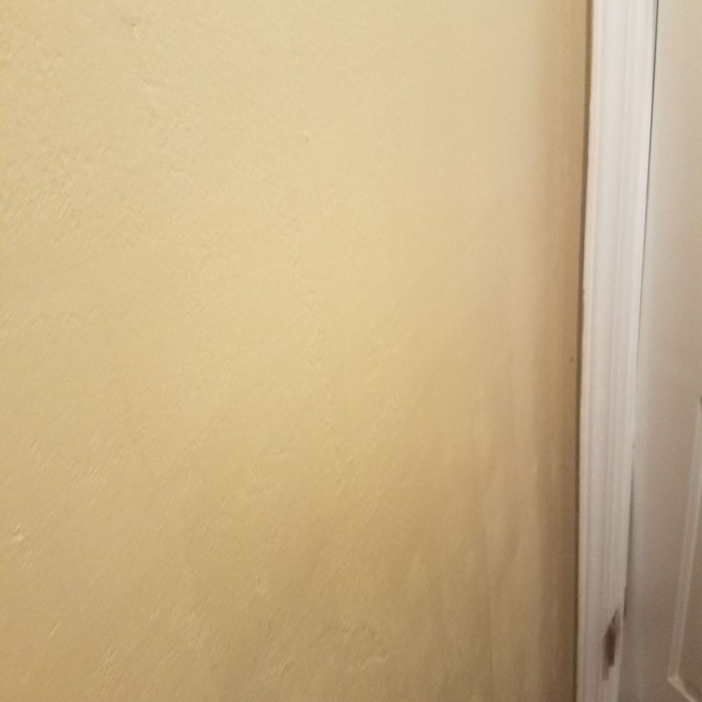 Chase Suite Hotel - The bathroom door doesn't even have screws so you have to hold it just to keep his clothes while trying to sit on the toilet - Hotels Near Me - Newark, California