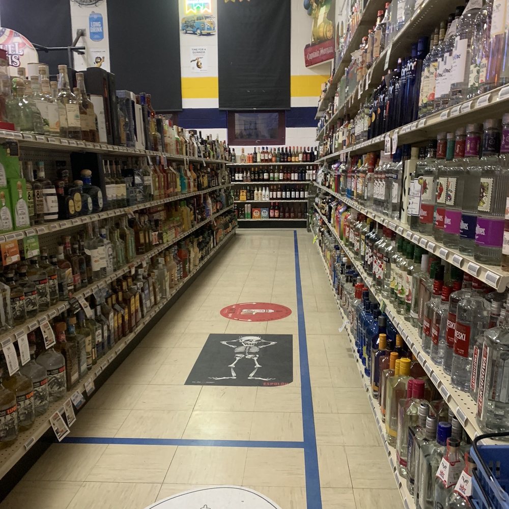 Alumni Wine & Spirits - Beer, Wine & Spirits Near Me - Ledyard, Connecticut Alumni Wine & Spirits - Beer, Wine & Spirits Near Me - Ledyard, Connecticut