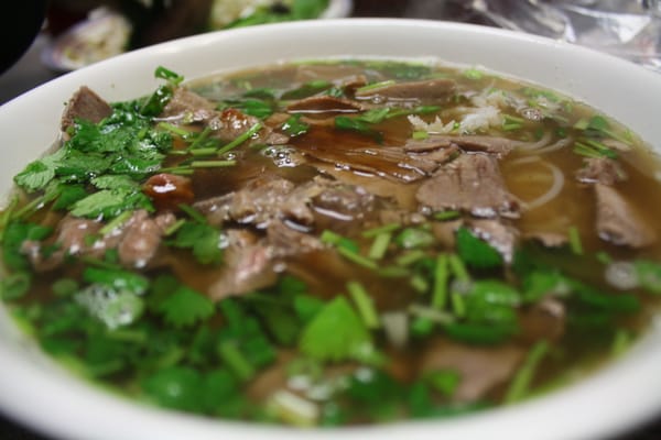 Pho Ca Dao by null