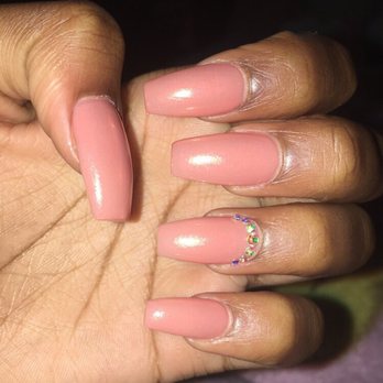 New Sunny Rainbow Nail Salon - Nail Salons Near Me - Brooklyn, New York