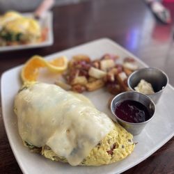 Jelly Cafe - hearty havarti omelet