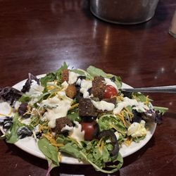 The Blackboard Cafe - Delicious pre dinner salad.