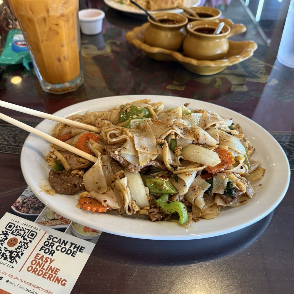 40. Pad Kee Mao Thai Hot
