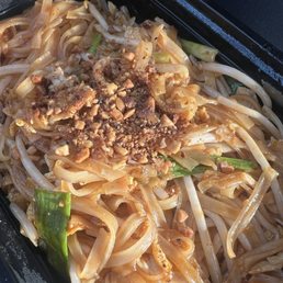 Chicken pad Thai
