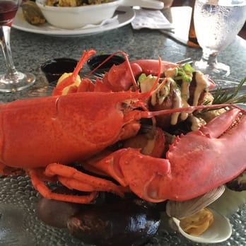 Narragansett Inn - Fisherman's platter - Hotels Near Me - Block Island, Rhode Island