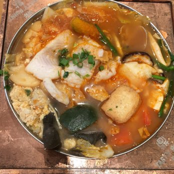 Tasty Point - Tomato hot pot - Taiwanese Near Me - Houston, Texas