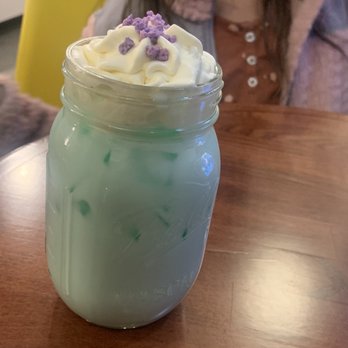 Sweet Mong - Candy cane latte Kid friendly drink - Coffee & Tea Near Me - Las Vegas, Nevada Sweet Mong - Candy cane latte Kid friendly drink - Coffee & Tea Near Me - Las Vegas, Nevada