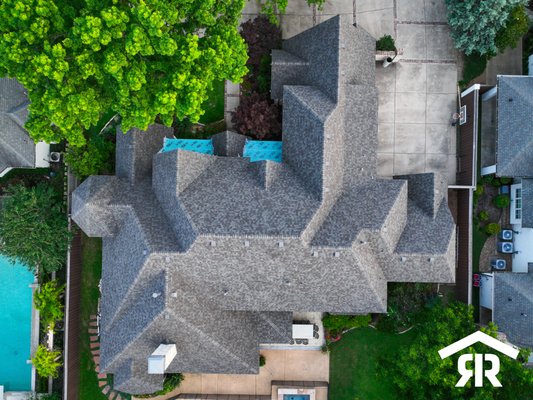 Rockmoor Roofing Systems Logo