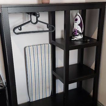 Oaktown Roost - 5 hangers provided. No closet. - Hotels Near Me - Oakland, California