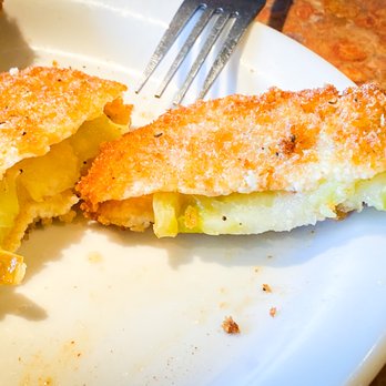 Huckleberry’s Breakfast And Lunch - Fried green tomatoes - Southern Near Me - Santa Rosa, California Huckleberry’s Breakfast And Lunch - Fried green tomatoes - Southern Near Me - Santa Rosa, California