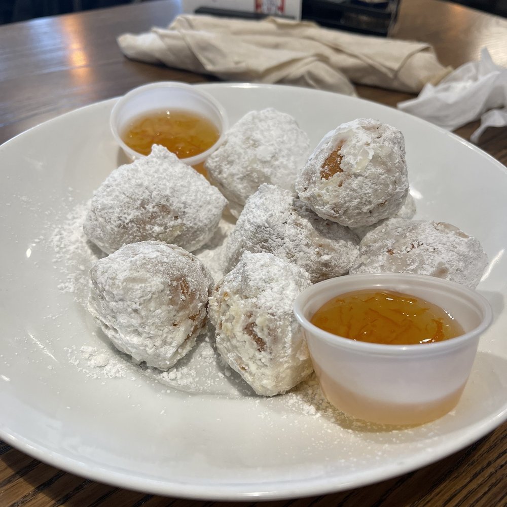Another Broken Egg Cafe - Biscuit Beignets - American Near Me - Williamsburg, Virginia Another Broken Egg Cafe - Biscuit Beignets - American Near Me - Williamsburg, Virginia