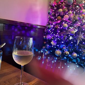 Thai On Main - Chardonnay - Thai Near Me - Seal Beach, California Thai On Main - Chardonnay - Thai Near Me - Seal Beach, California
