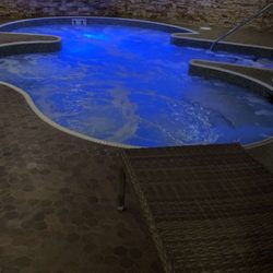 Soothe Spa - The one moment where there were not 10 people in the spa