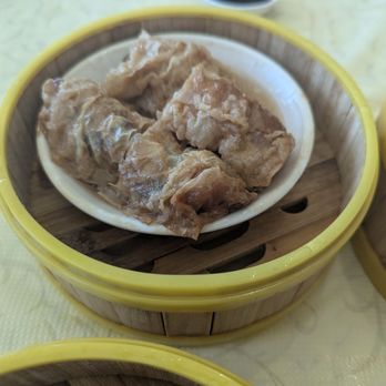 CH Imperial Garden - Bean skin rolls - Dim Sum Near Me - Daly City, California CH Imperial Garden - Bean skin rolls - Dim Sum Near Me - Daly City, California
