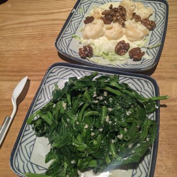 Hong Kong Bistro - Pea vines with garlic sauce (very good) and honey walnut prawns (meh) - Cantonese Near Me - Seattle, Washington Hong Kong Bistro - Pea vines with garlic sauce (very good) and honey walnut prawns (meh) - Cantonese Near Me - Seattle, Washington