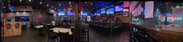 Daddy'Os BBQ & Sports Bar by null