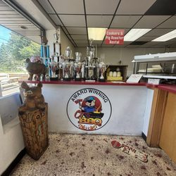 Ot's Up-N Smoke Bbq - Award winning BBQ