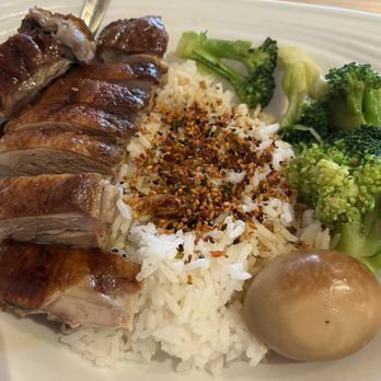 New Great Wall BBQ - Roast duck over rice - Barbeque Near Me - Chicago, Illinois