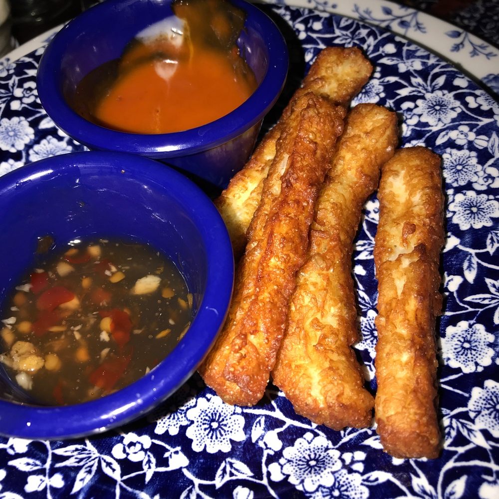 Cold halloumi fries