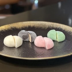 Hakata Ramen & Sushi