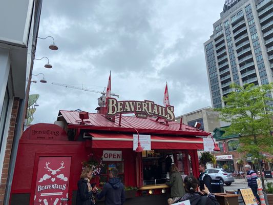 BeaverTails- Queues de Castor (Byward Market) by null