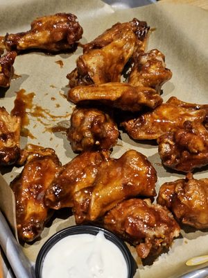 Buffalo Wild Wings by null