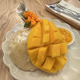 Mango Sticky Rice Crepe Mango Sticky Rice Crepe