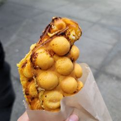 Cafe Eggstatic - Portuguese bubble waffle