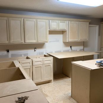 Premier B & R - Custom kitchen cabinets - General Contractors Near Me - Humble, Texas