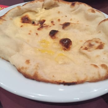 Kashmir Palace - Naan fromage - Indian Near Me - Saint-Maximin, 60 Kashmir Palace - Naan fromage - Indian Near Me - Saint-Maximin, 60