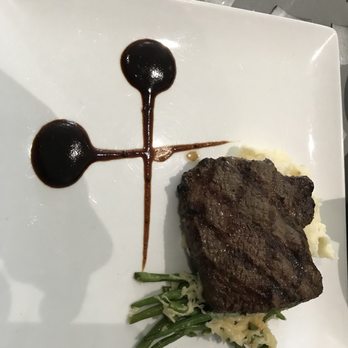 88 Keys - Steak cook perfect - New American Near Me - Punta Gorda, Florida