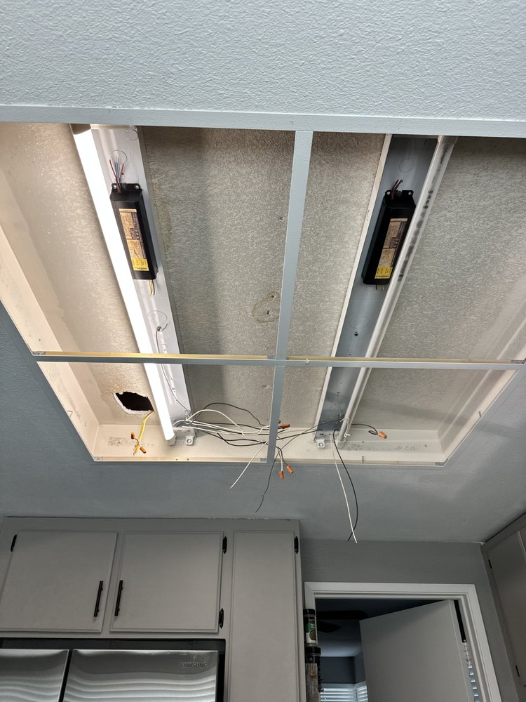 Slide of Hunts Electrical Contracting