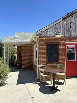Magnolia's Kitchen by null