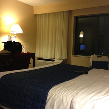 Courtyard by Marriott Chicago Elgin/West Dundee - Hotels Near Me - West Dundee, Illinois Courtyard by Marriott Chicago Elgin/West Dundee - Hotels Near Me - West Dundee, Illinois